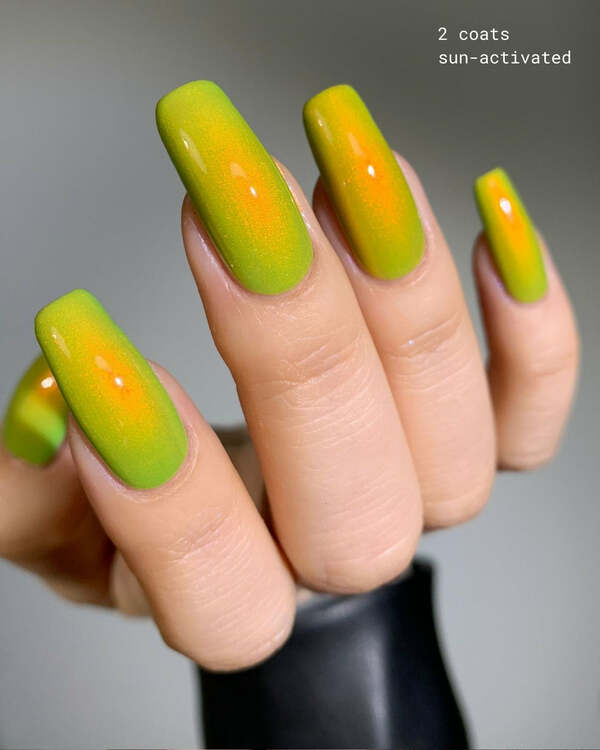 Nail polish swatch / manicure of shade Mooncat Manchineel Tree