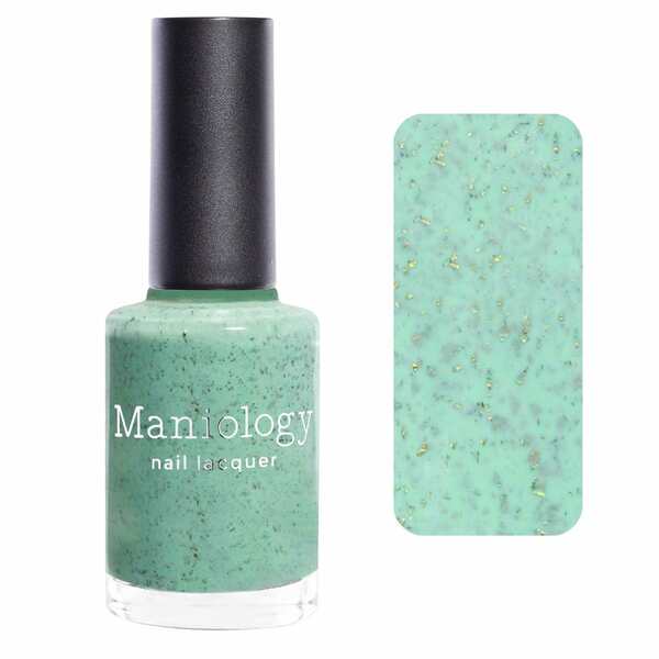 Nail polish swatch / manicure of shade Maniology Robin's Egg