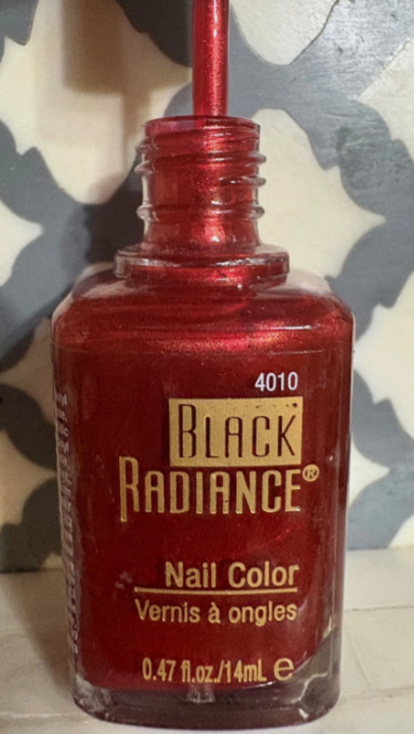 Nail polish swatch / manicure of shade Black Radiance Copper Berry
