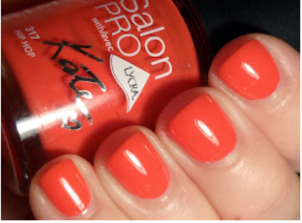 Nail polish swatch / manicure of shade Rimmel Hip Hop