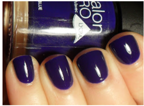 Nail polish swatch / manicure of shade Rimmel Barmy Blue