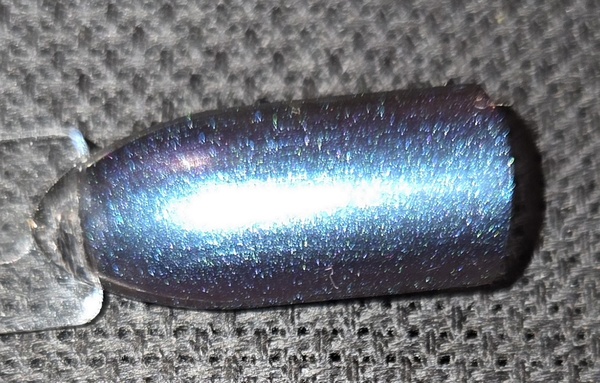 Nail polish swatch / manicure of shade Morovan Blue purple duochrome