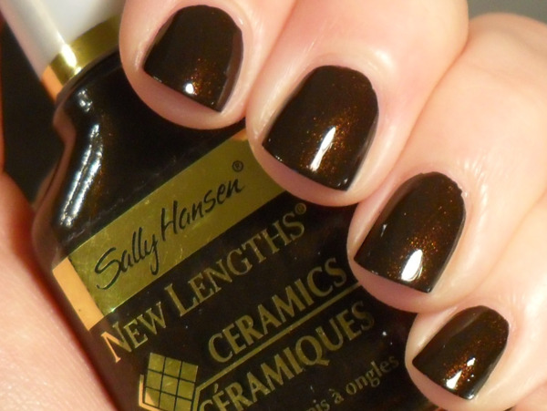 Nail polish swatch / manicure of shade Sally Hansen Mocha Madness