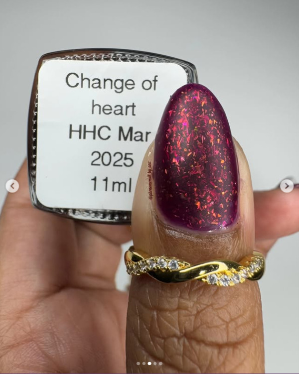 Nail polish swatch / manicure of shade Lilypad Lacquer Change of Heart