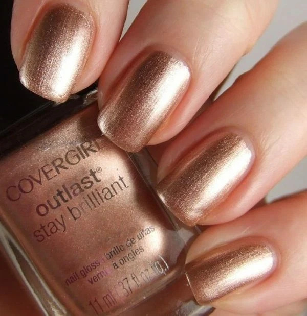 Nail polish swatch / manicure of shade CoverGirl Perfect Penny