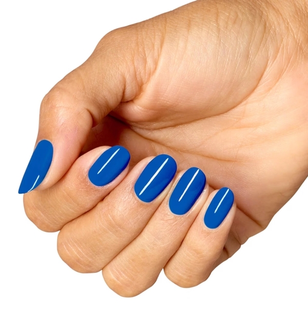 Nail polish swatch / manicure of shade OPI Sea-ze the Day