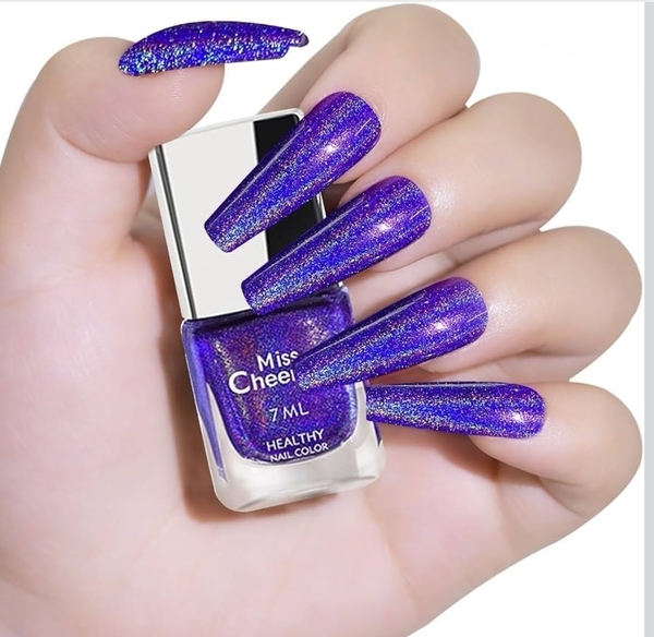Nail polish swatch / manicure of shade Miss Cheering LS04