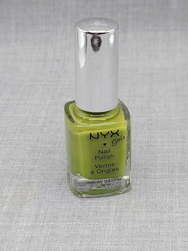 Nail polish swatch / manicure of shade NYX Girls Pure Green