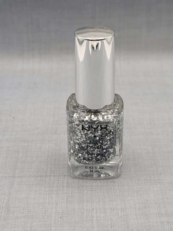 Nail polish swatch / manicure of shade NYX Girls Silver Lining