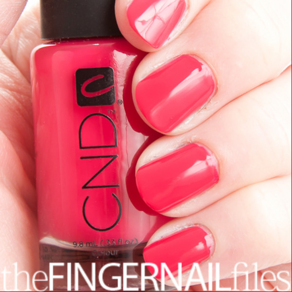 Nail polish swatch / manicure of shade CND Smoochie