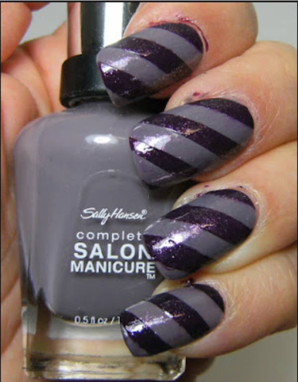 Nail polish swatch / manicure of shade Sally Hansen Greige Gardens