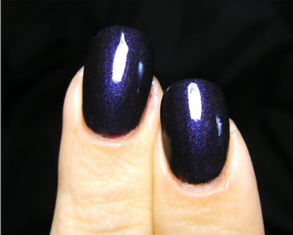 Nail polish swatch / manicure of shade Rimmel Glam Goth