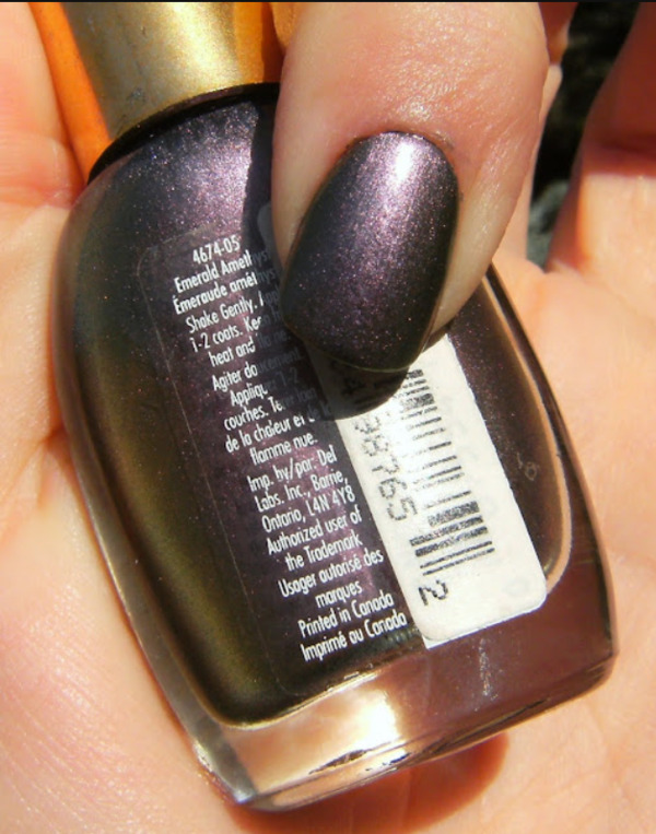 Nail polish swatch / manicure of shade Sally Hansen Emerald Amethyst