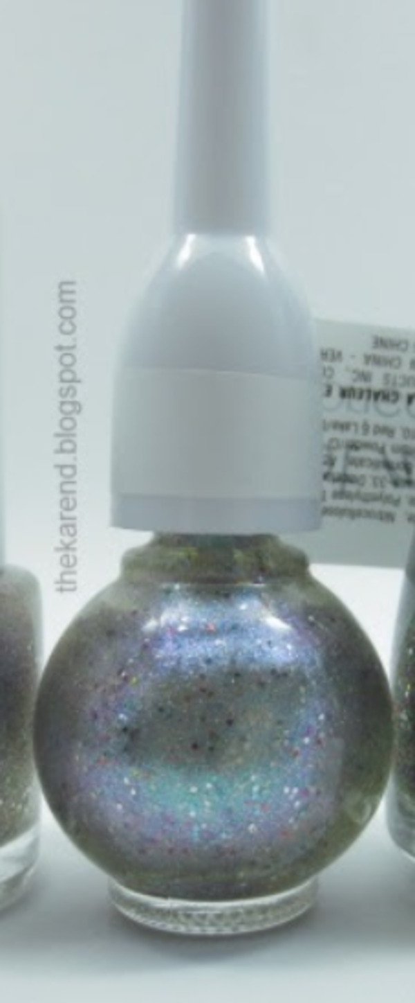 Nail polish swatch / manicure of shade wet n wild Frosted Over