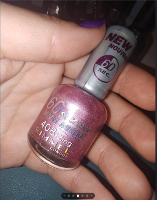 Nail polish swatch / manicure of shade Rimmel Zing